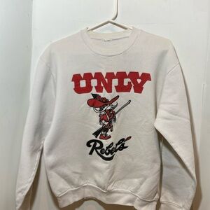 Vintage Las Vegas UNLV Runnin Rebels White Pullover Sweatshirt (Size L)